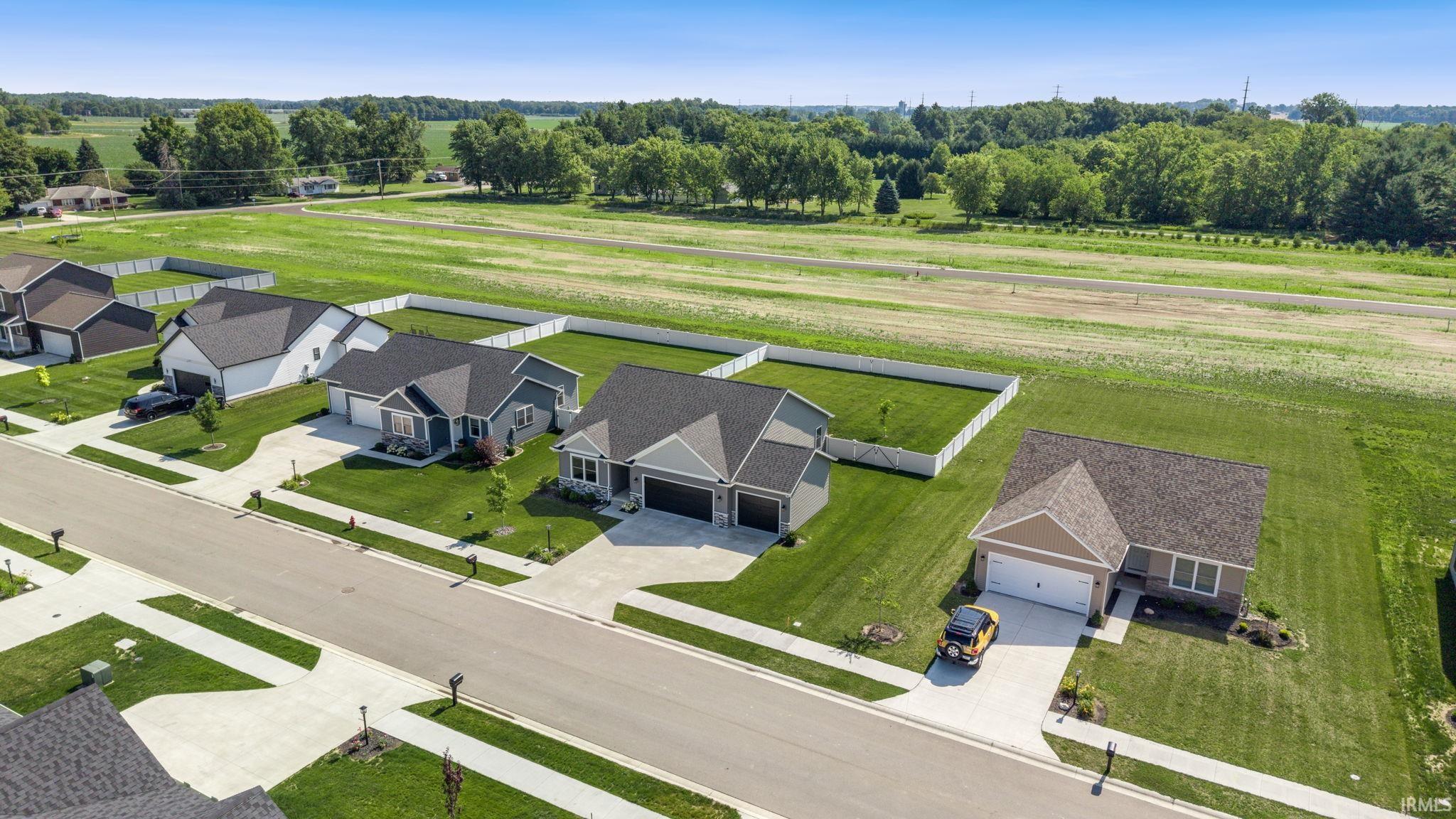 450 N Eastfield Circle