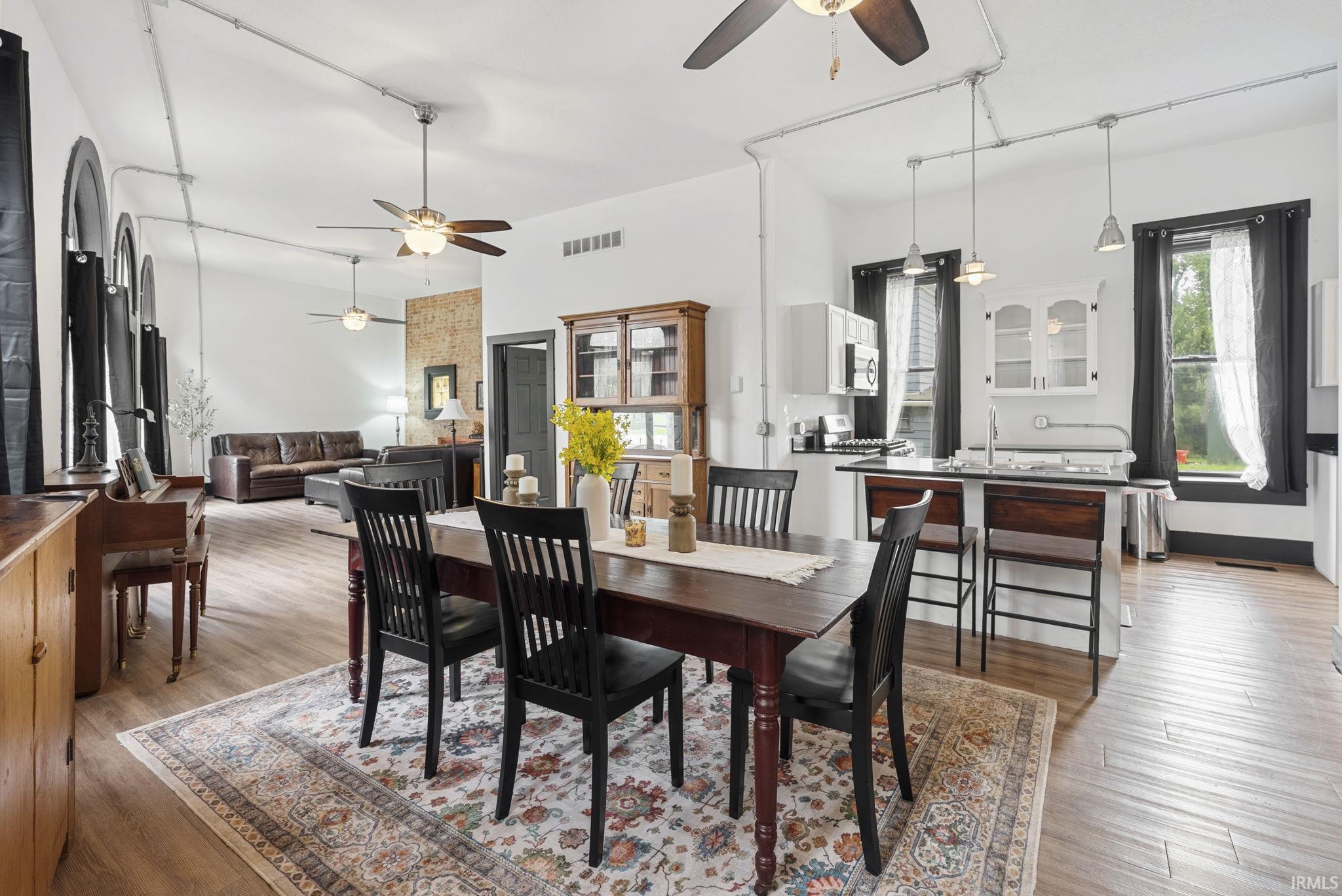 110 E Market Street