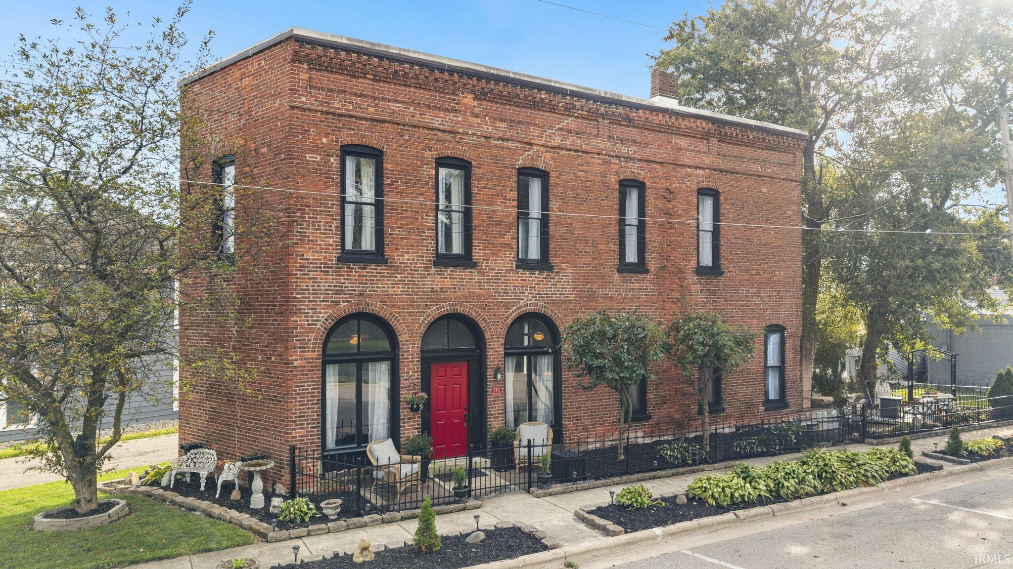 110 E Market Street