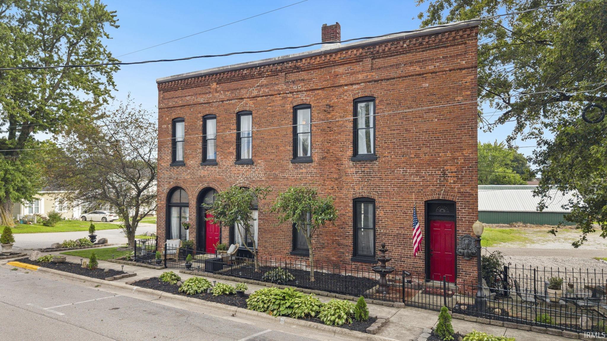 110 E Market Street