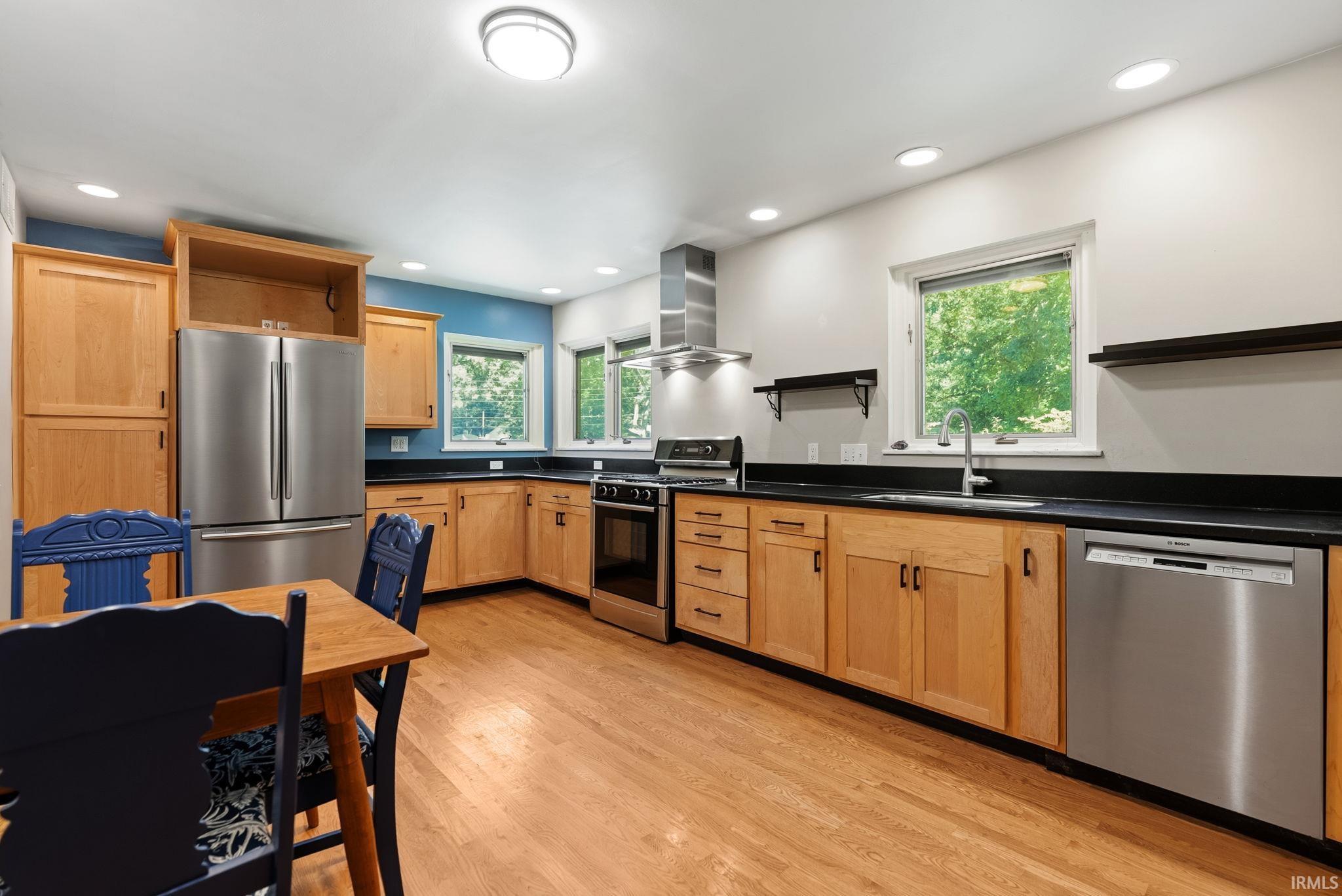 1105 White Oak Drive