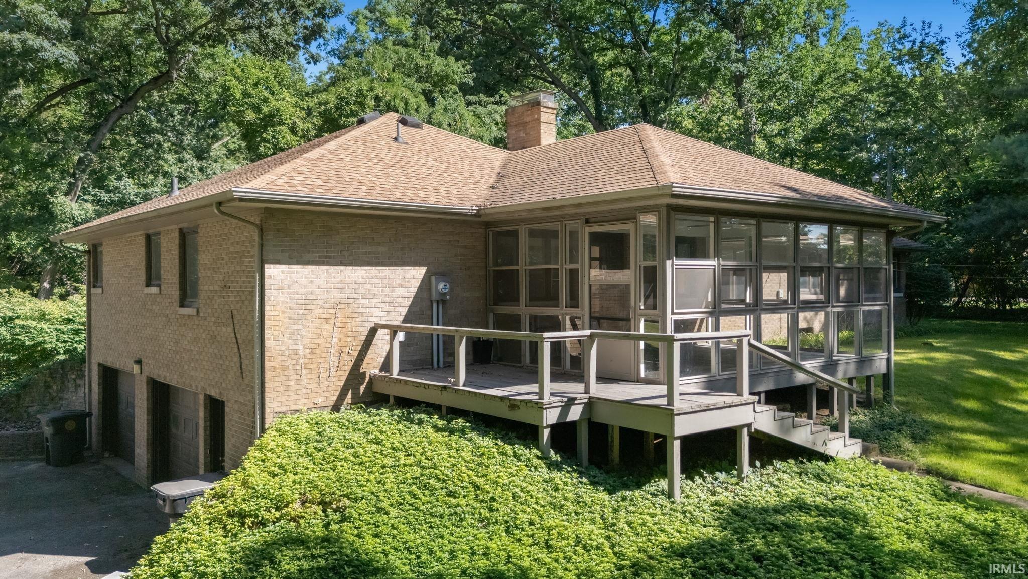 1105 White Oak Drive