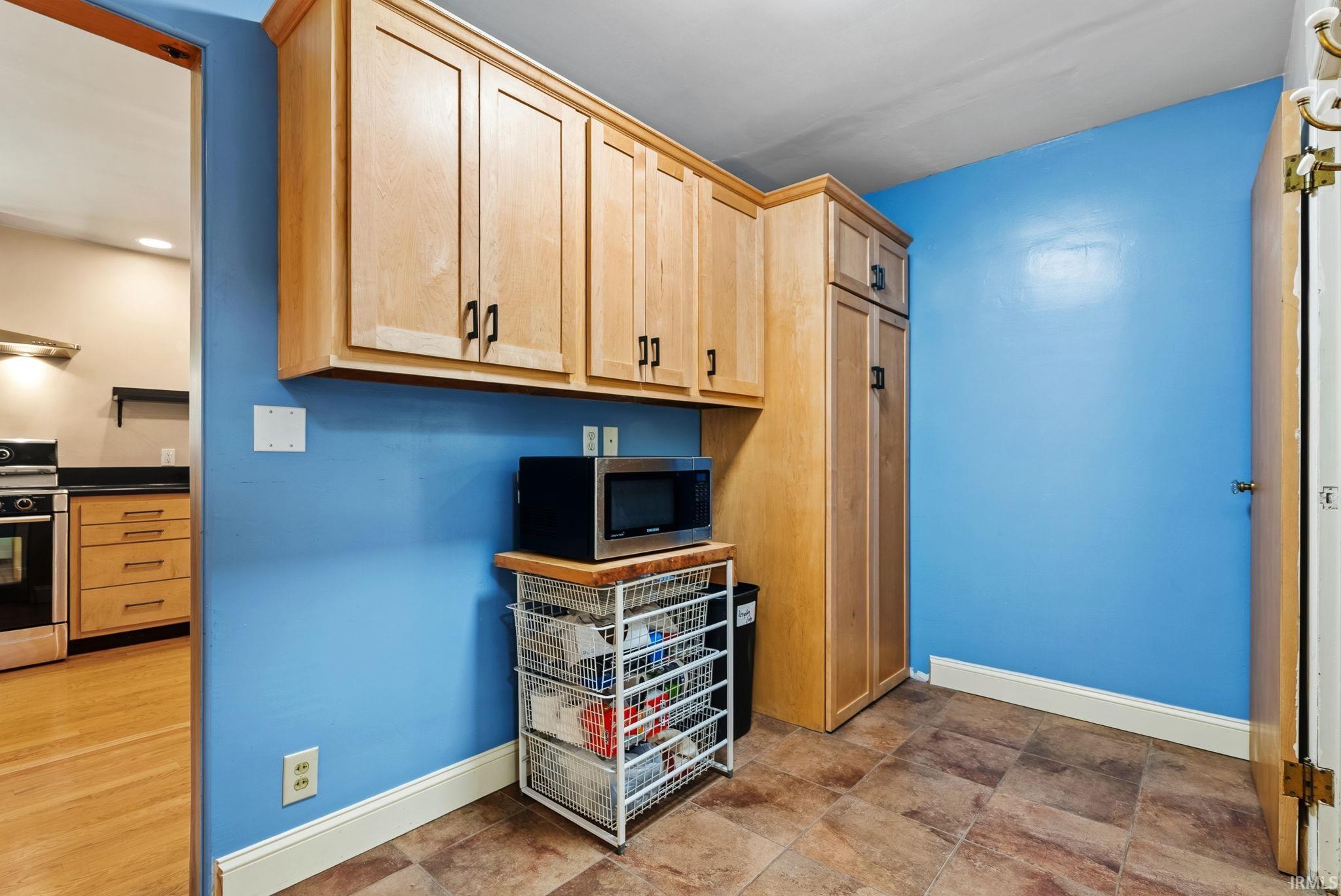 1105 White Oak Drive