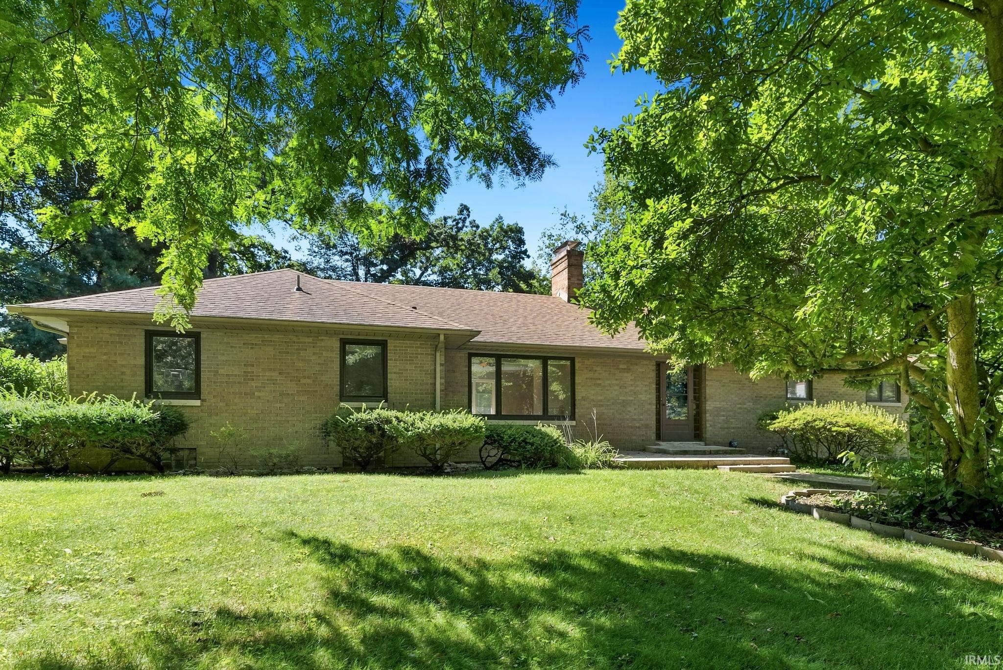 1105 White Oak Drive
