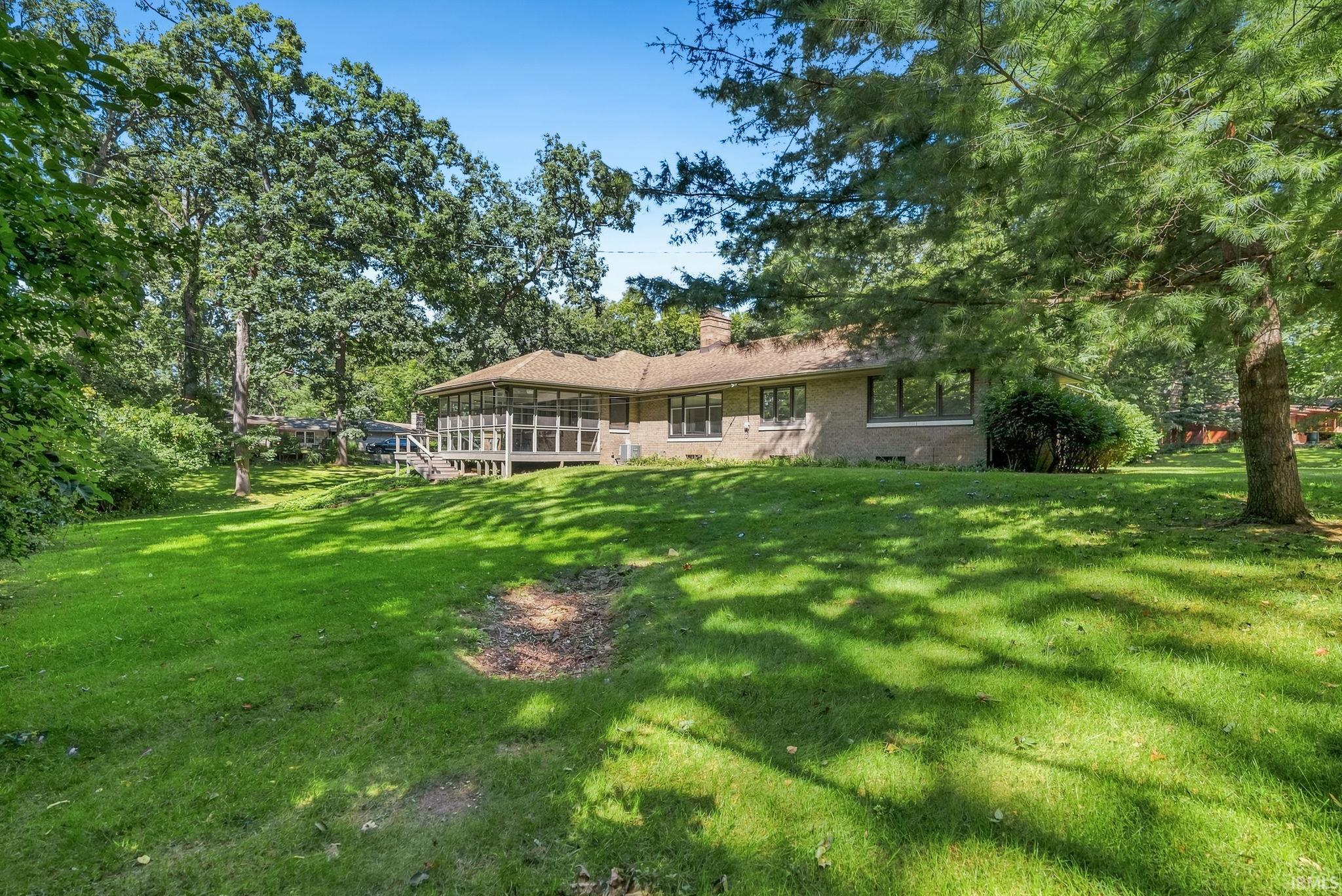1105 White Oak Drive