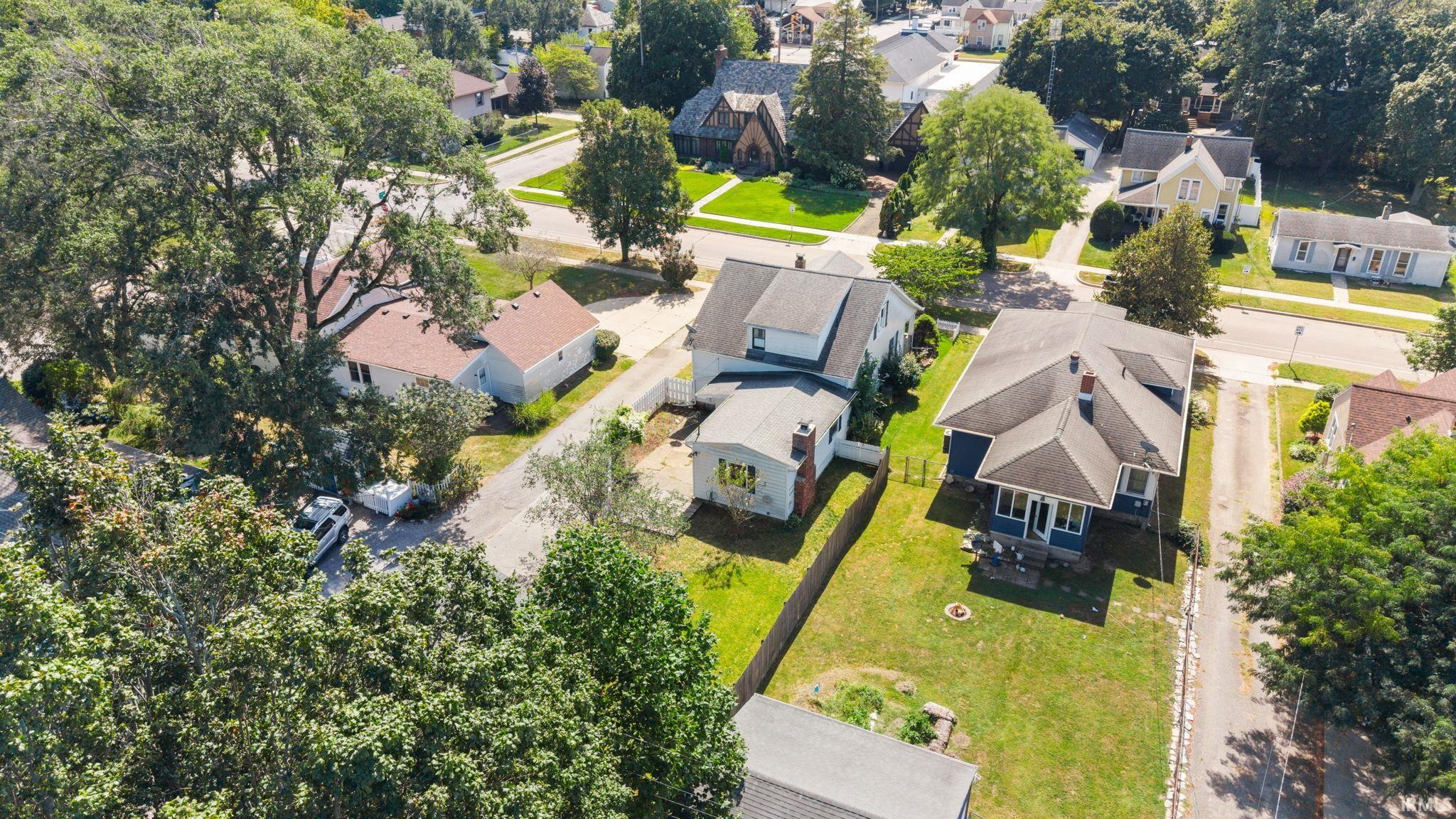 933 E Main Street