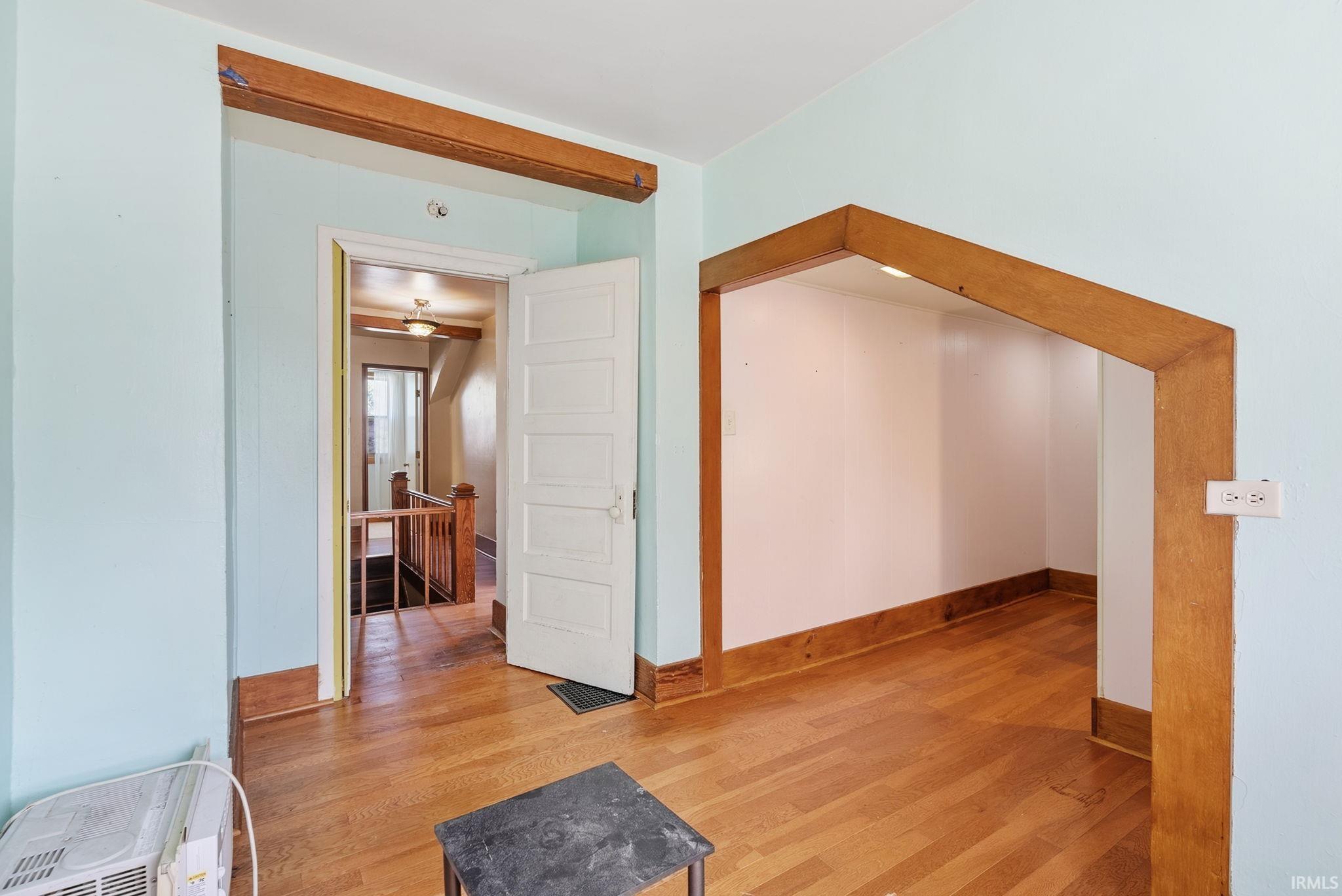 933 E Main Street