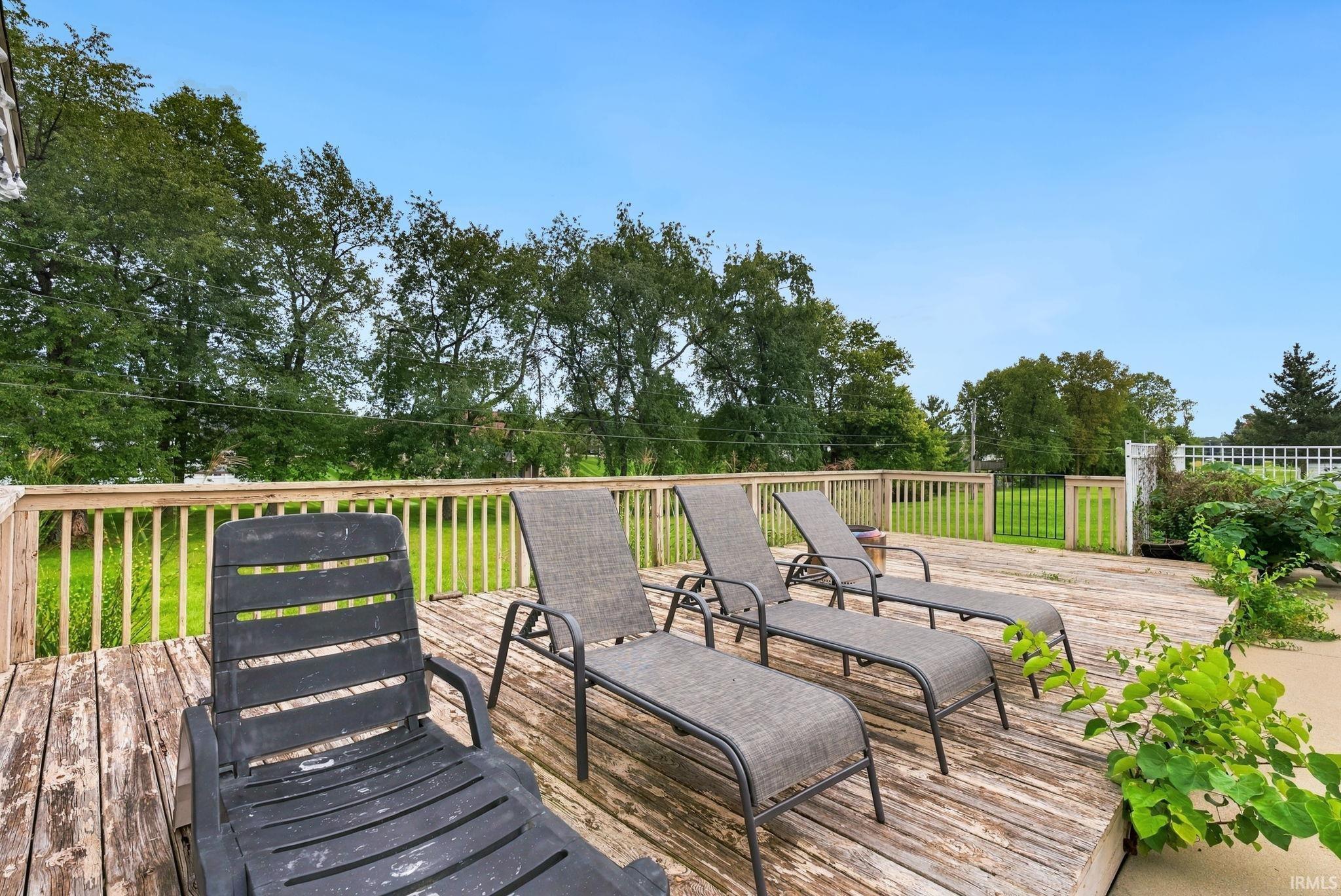 846 N Timberline Circle