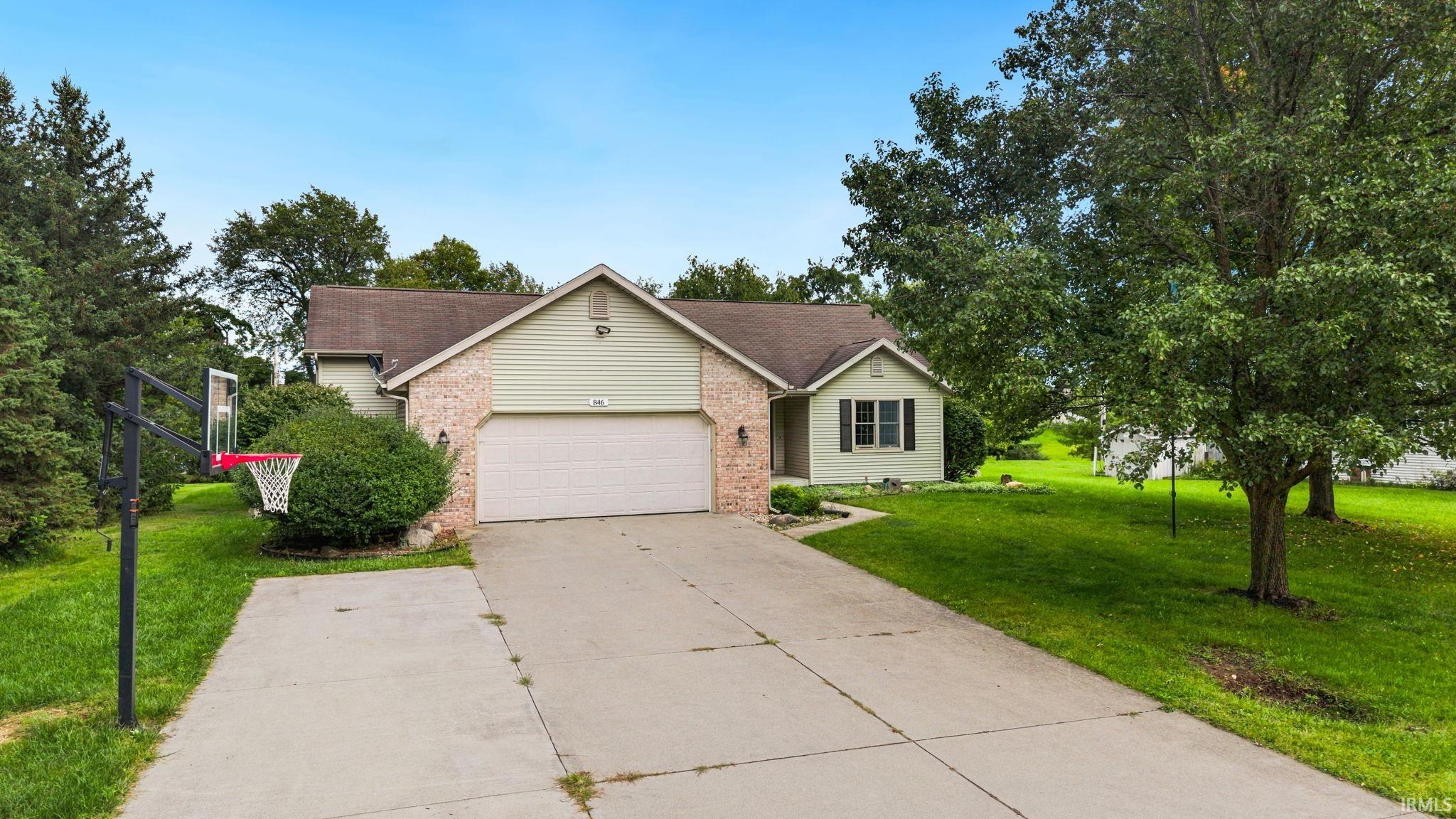 846 N Timberline Circle