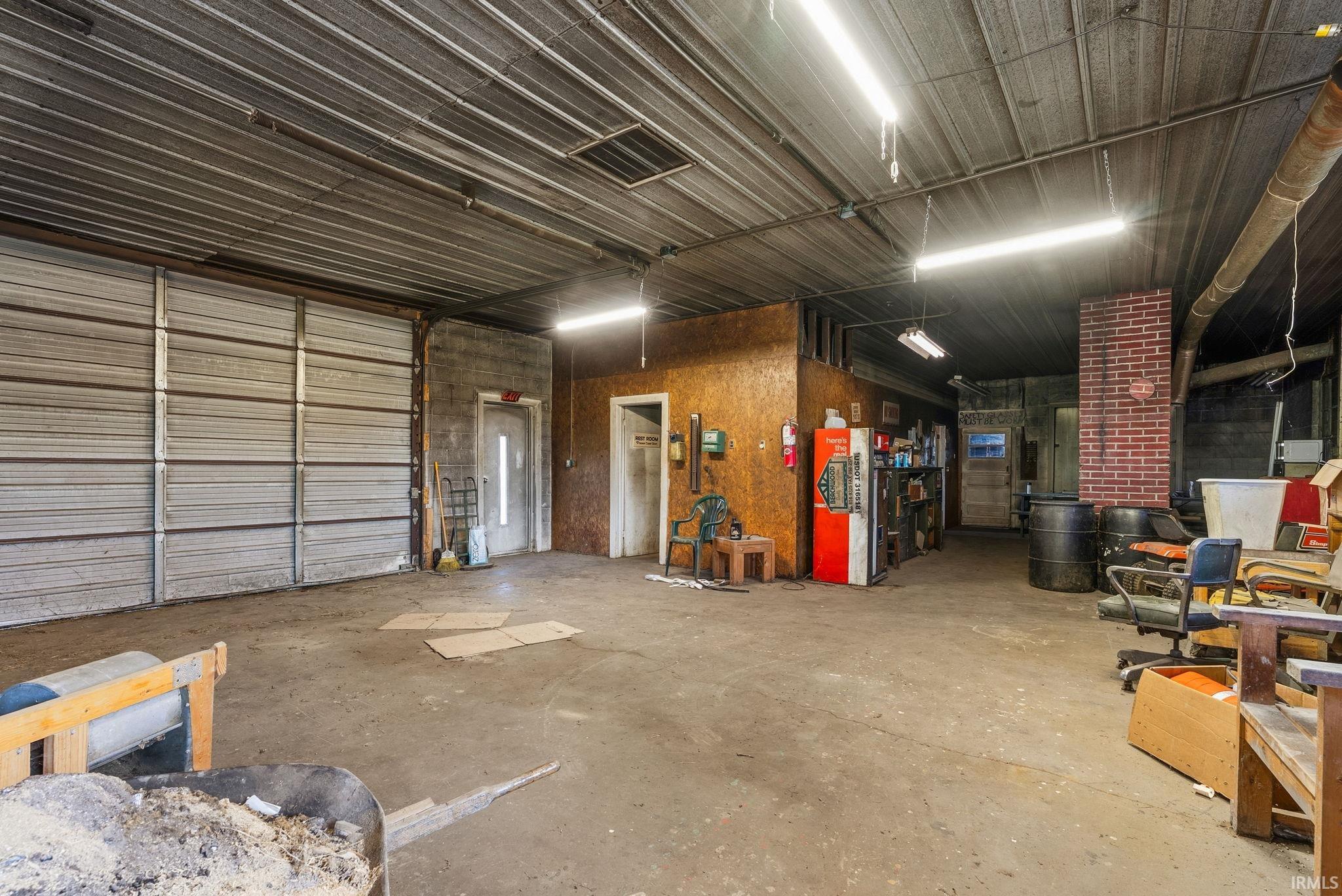 7878 W Old Road 30