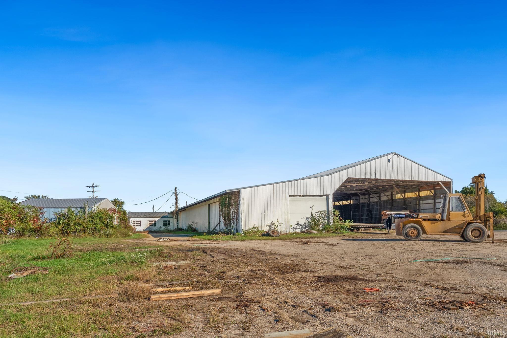 7878 W Old Road 30