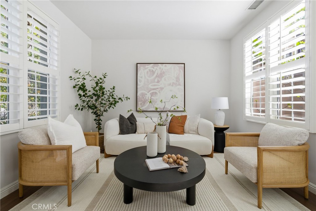 79 Canyoncrest photo