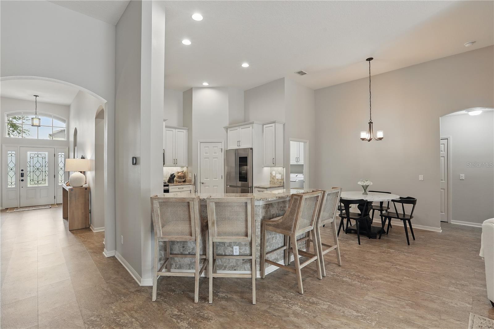 405 COURTLEA PARK DR