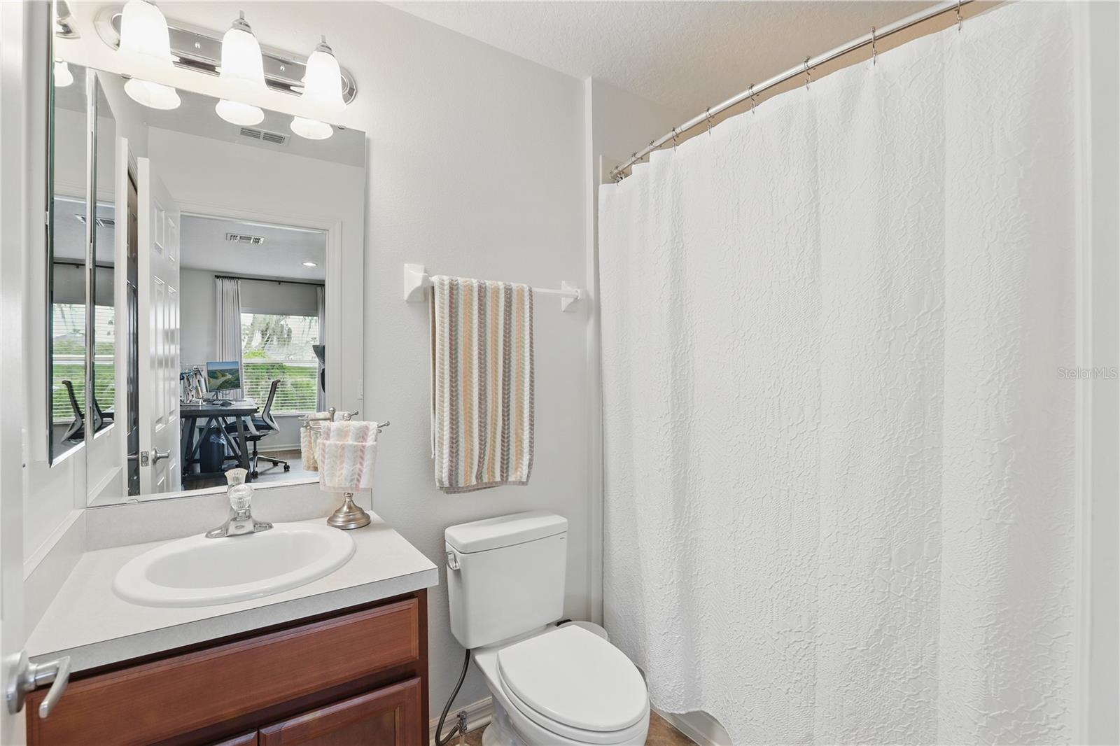 405 COURTLEA PARK DR