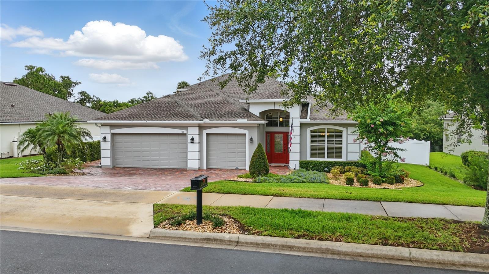 405 COURTLEA PARK DR