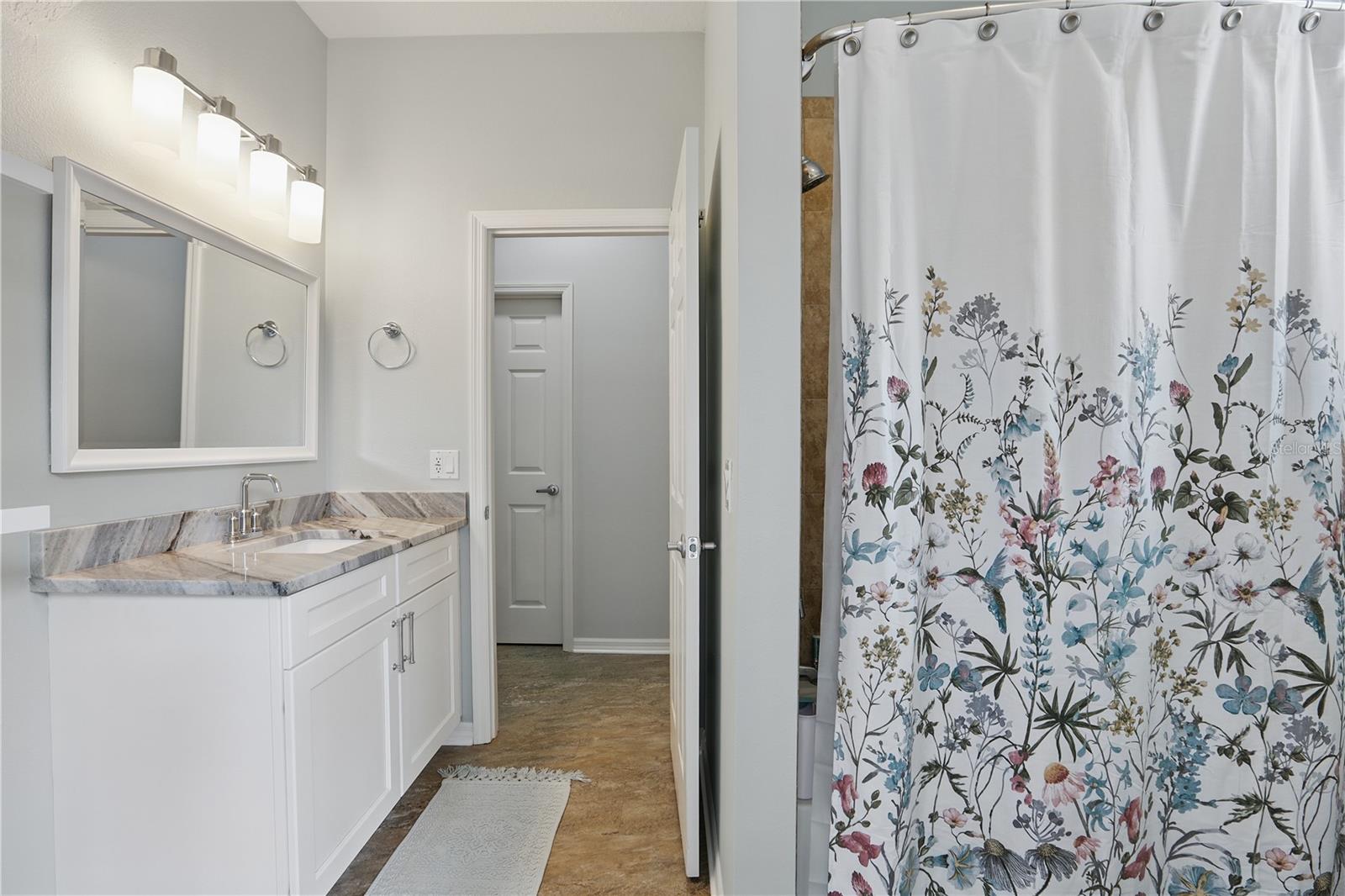 405 COURTLEA PARK DR