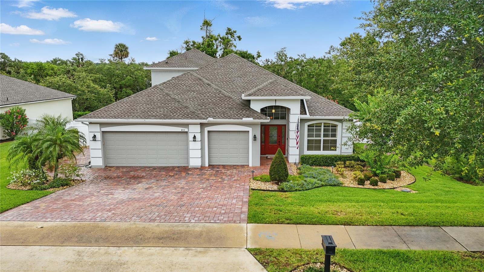 405 COURTLEA PARK DR