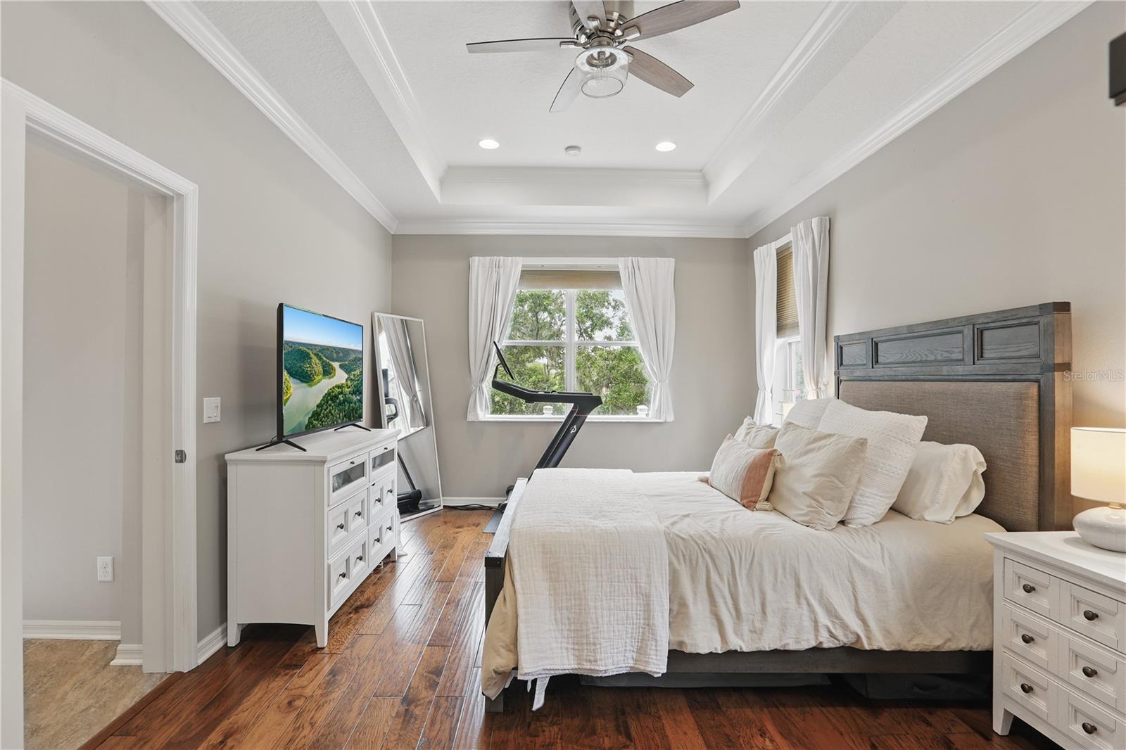 405 COURTLEA PARK DR