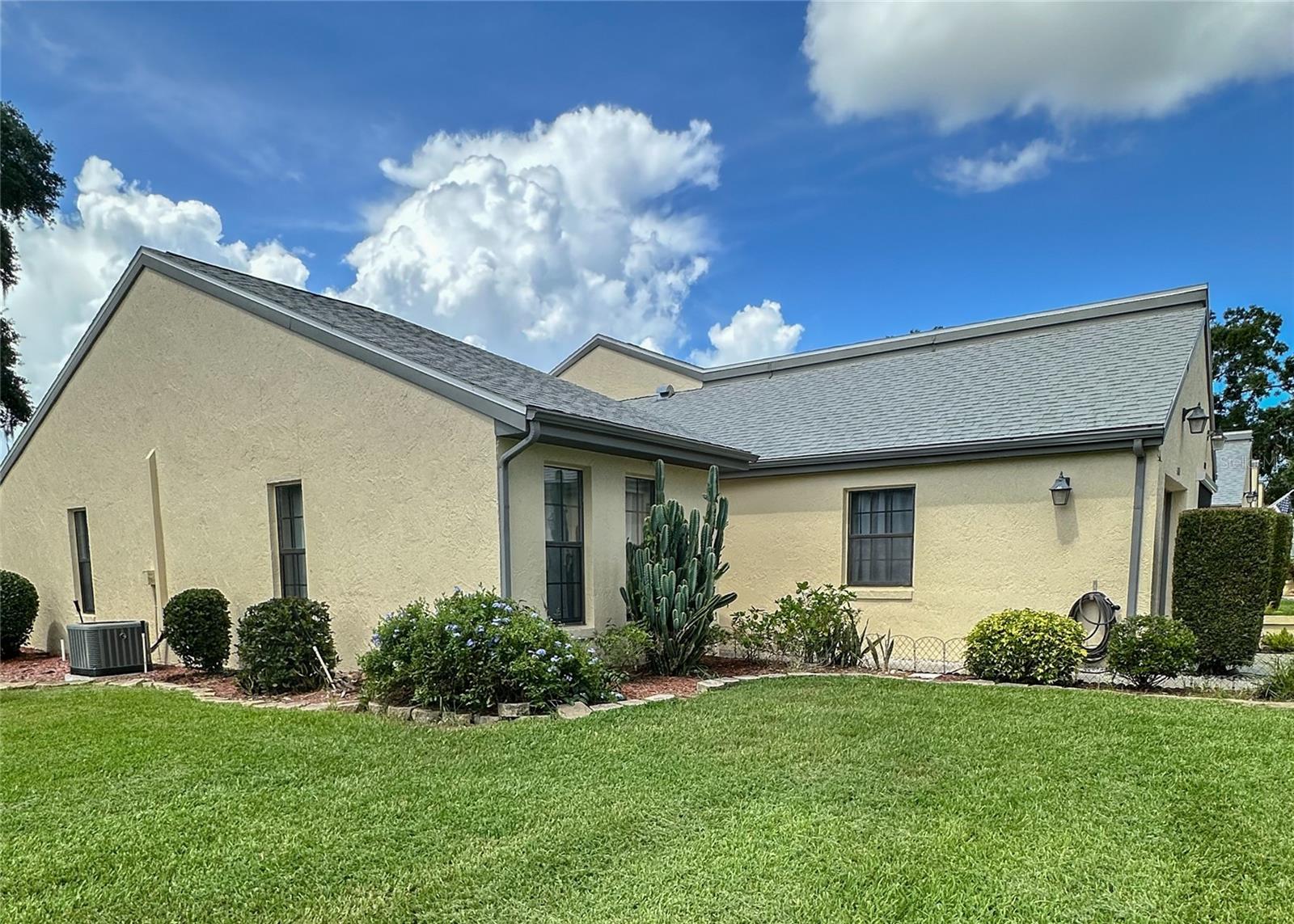 6810 E ROYAL CRES ST