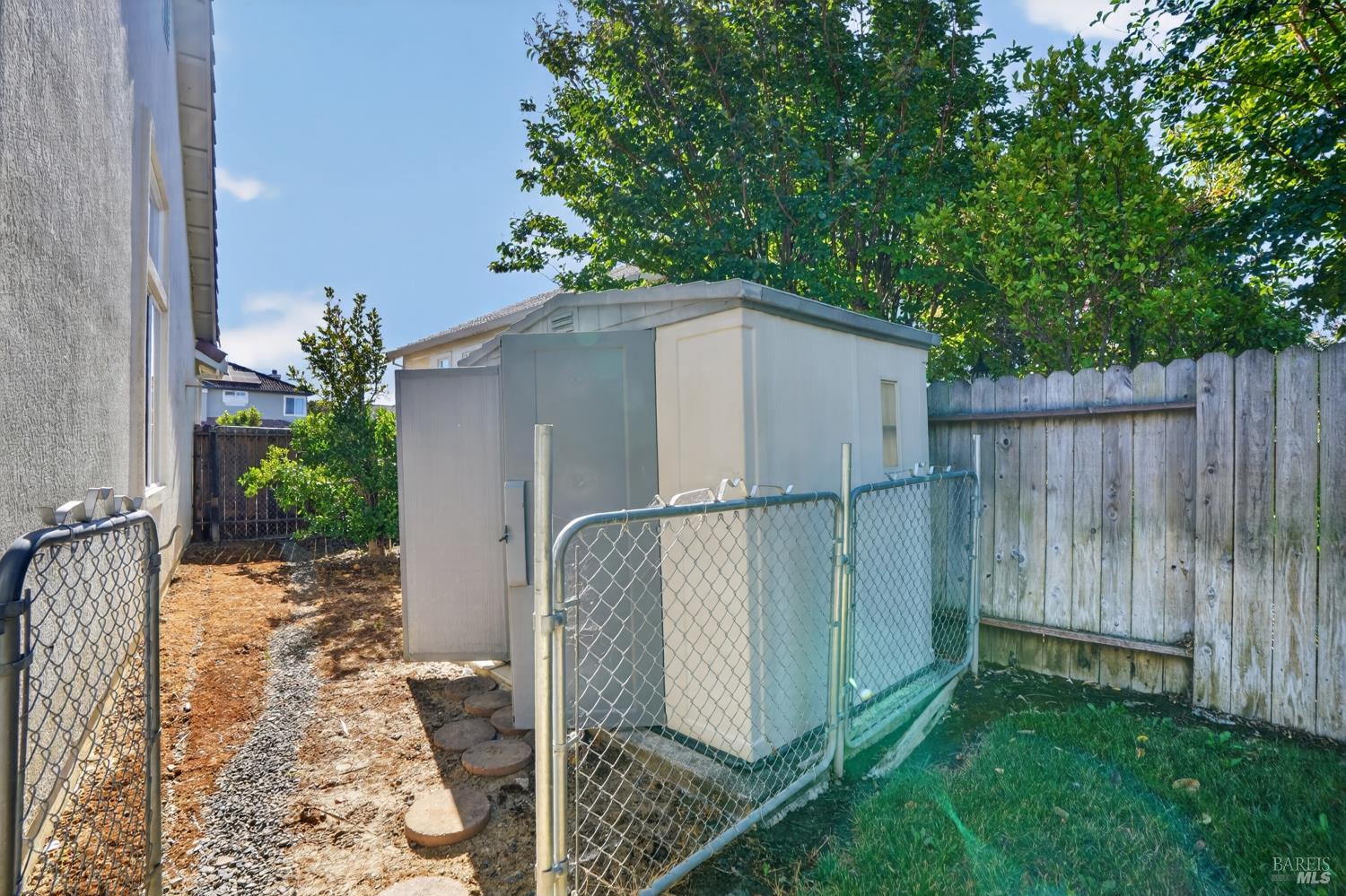 308 Perkins Court