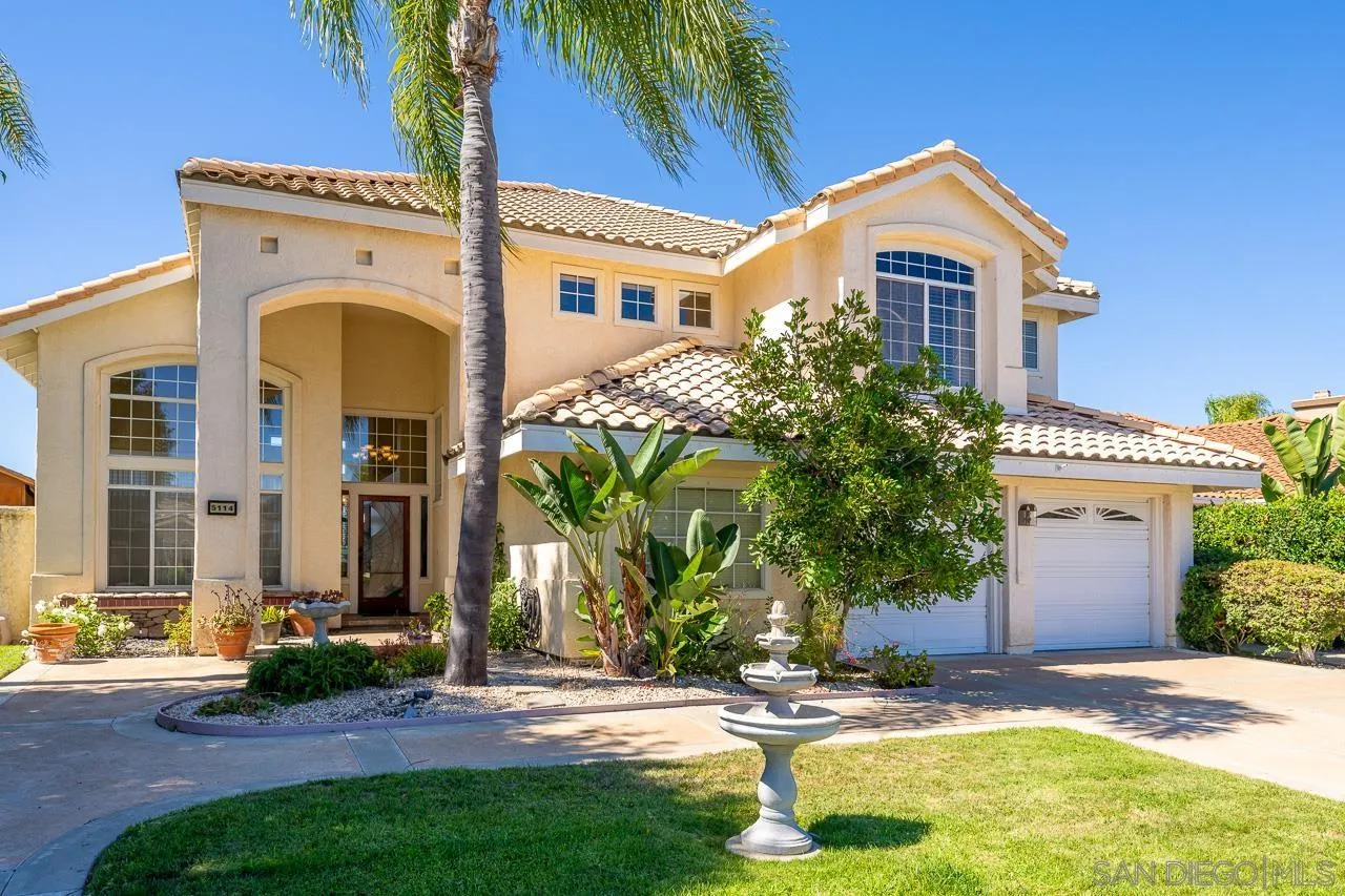 5114 Bella Collina St