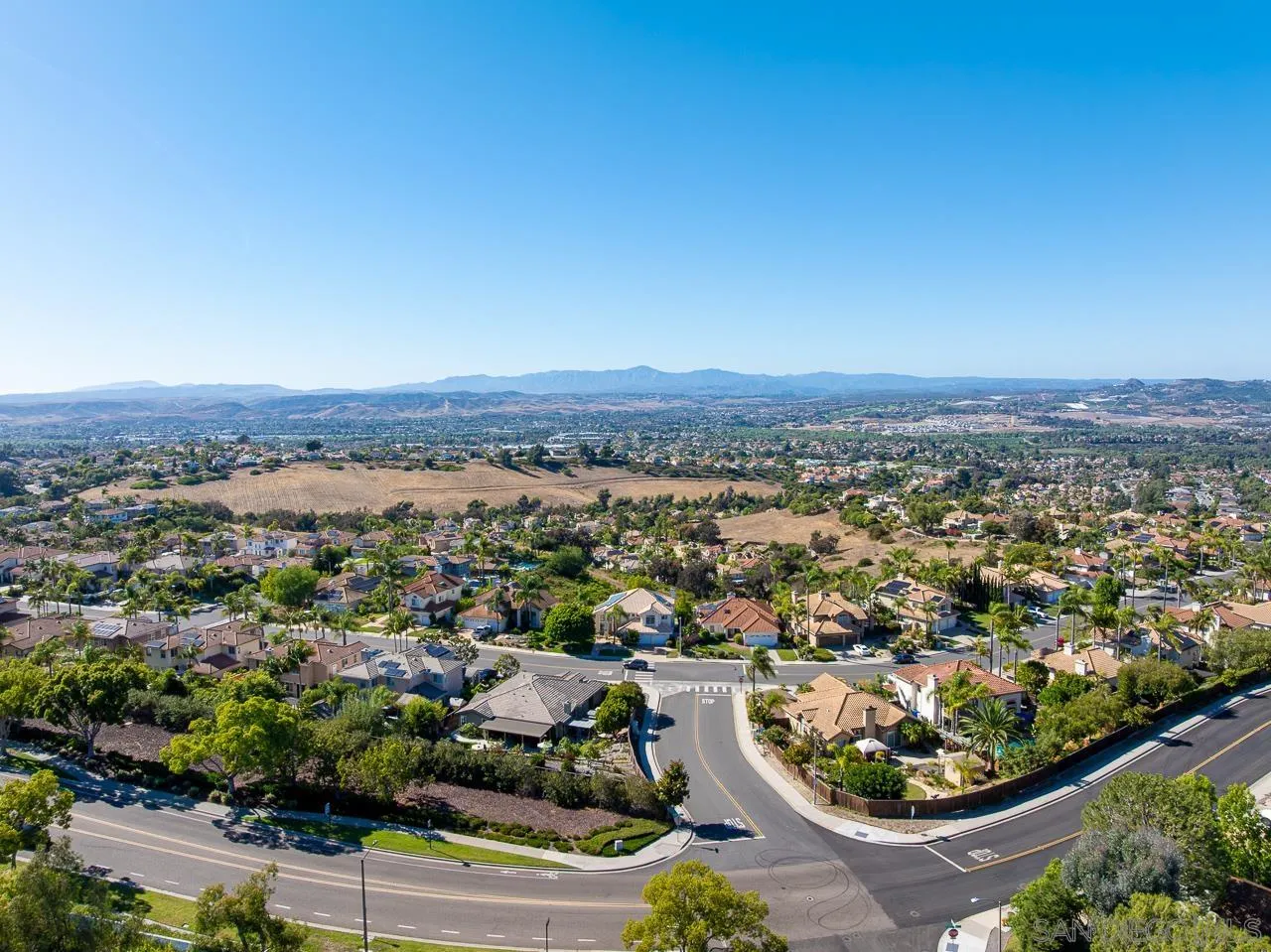 5114 Bella Collina St