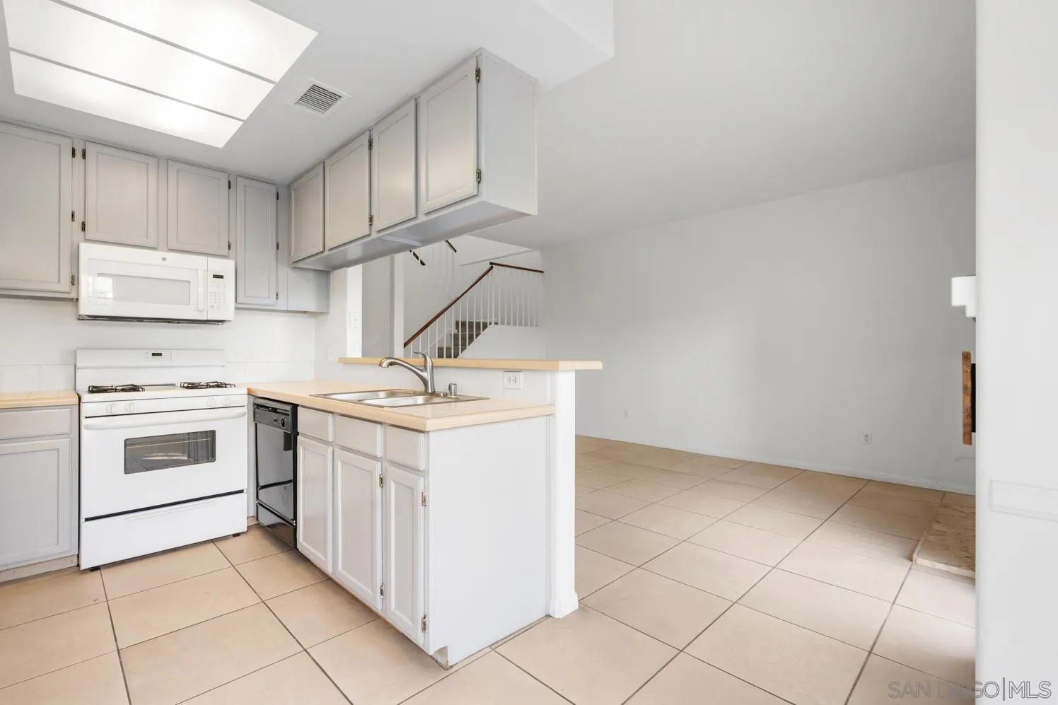 414 W San Marcos Blvd Unit: 130