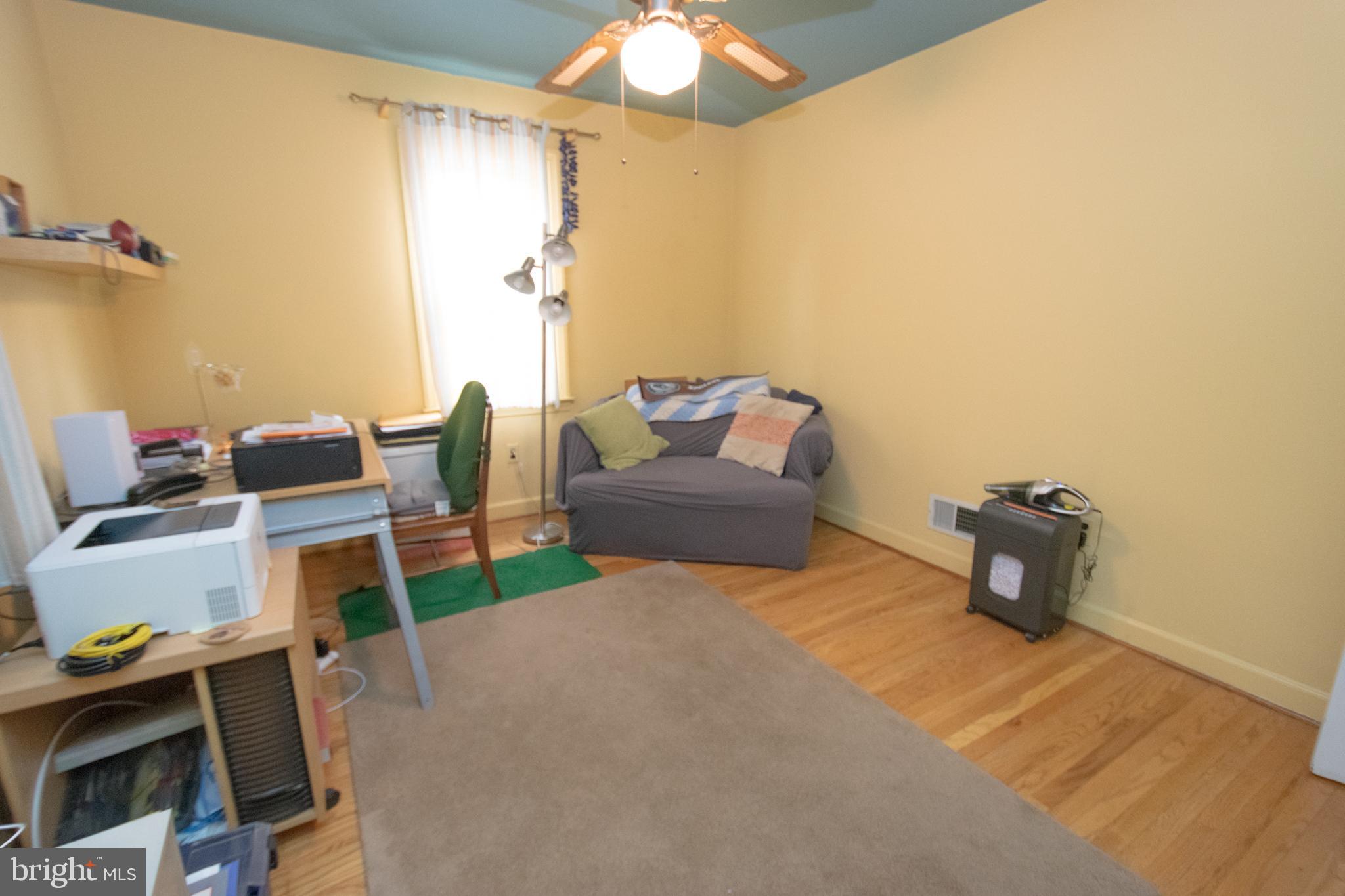 338 W BROOKHAVEN ROAD