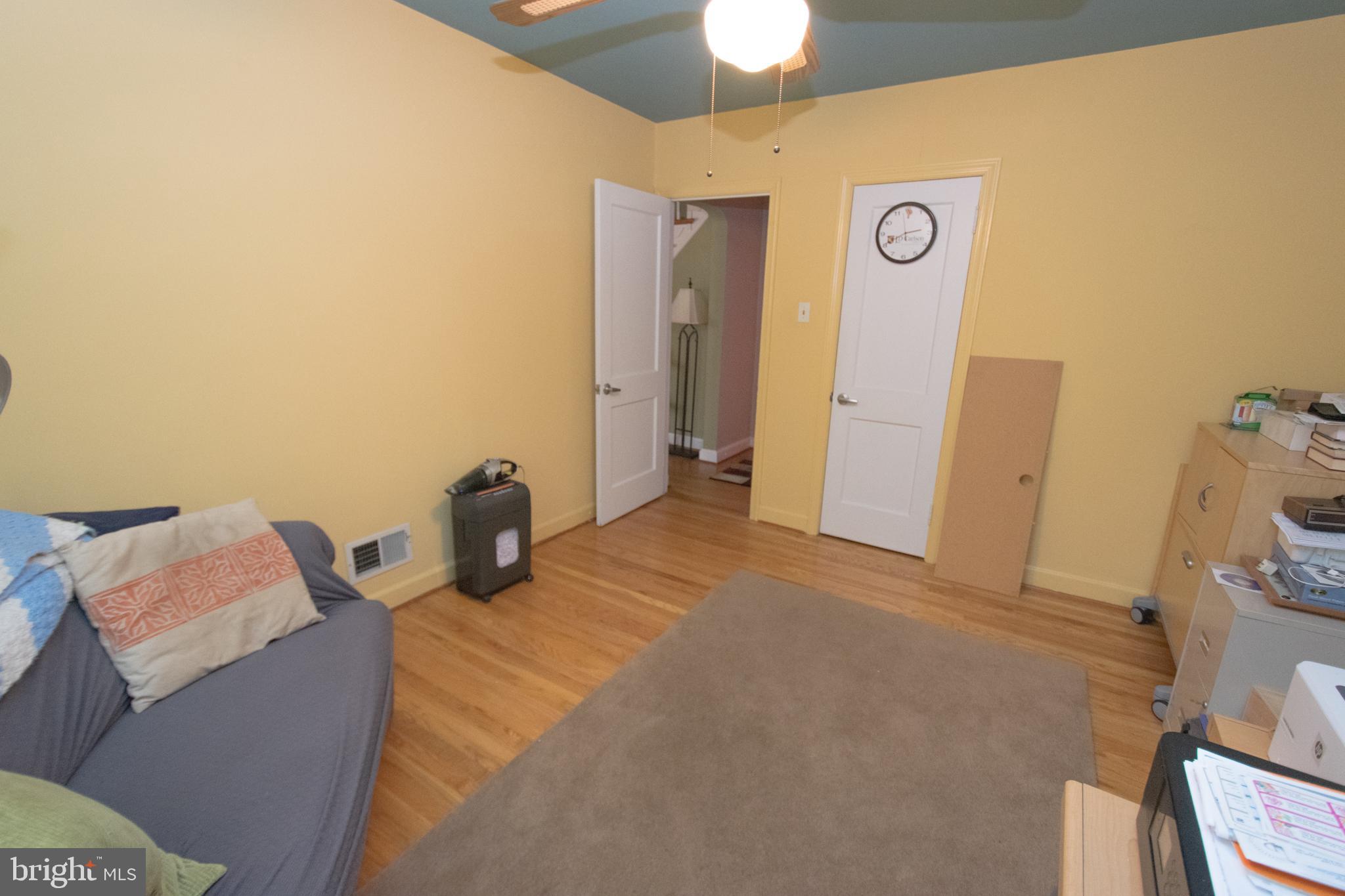 338 W BROOKHAVEN ROAD