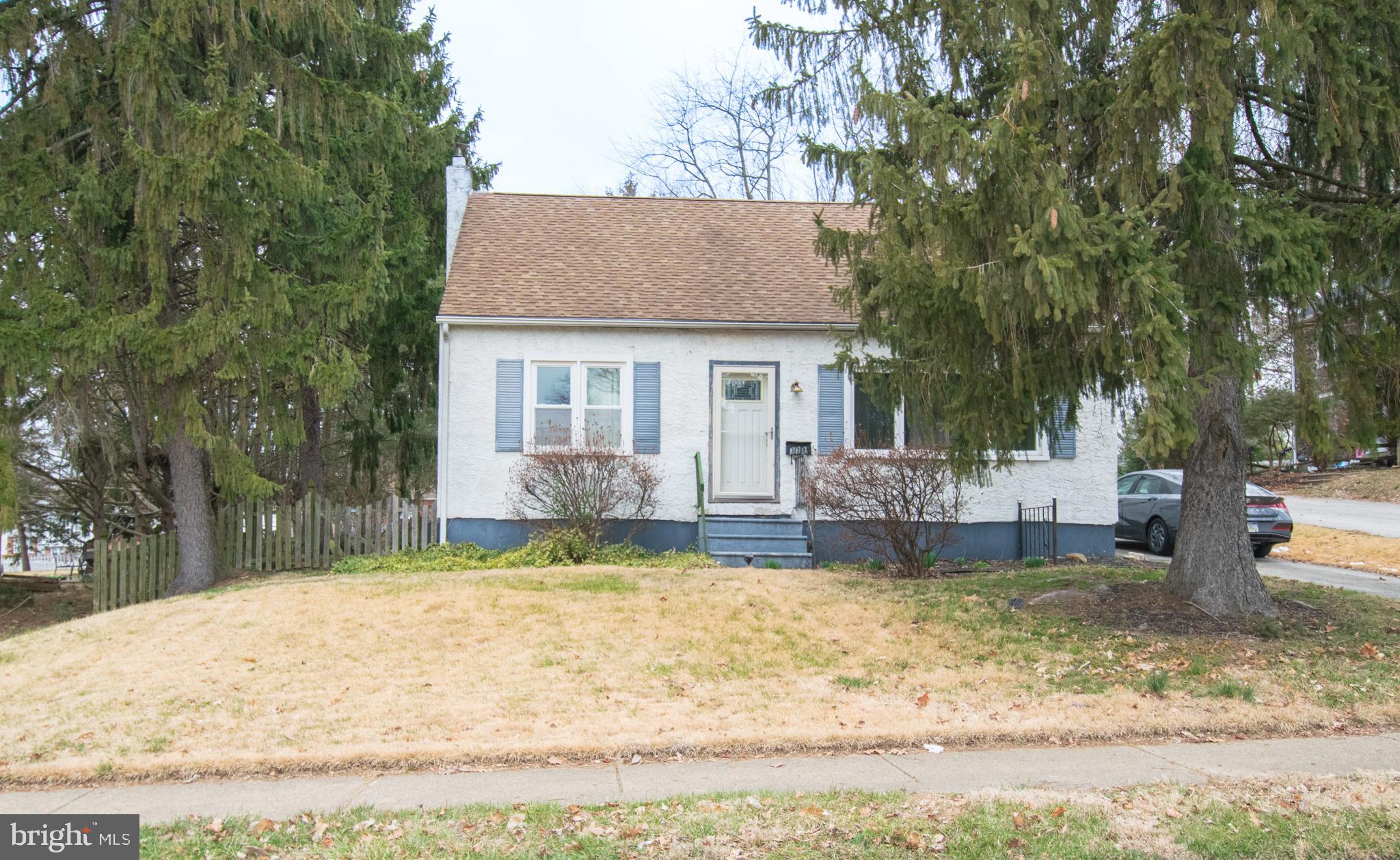 338 W BROOKHAVEN ROAD