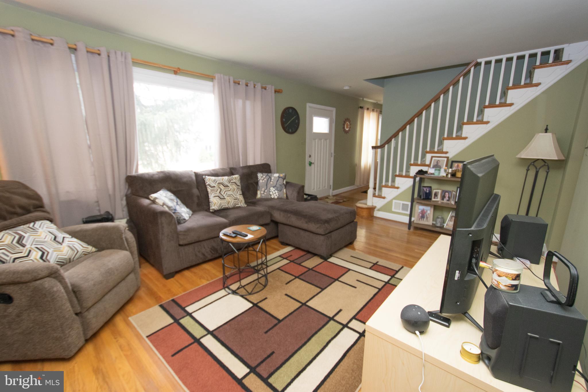 338 W BROOKHAVEN ROAD