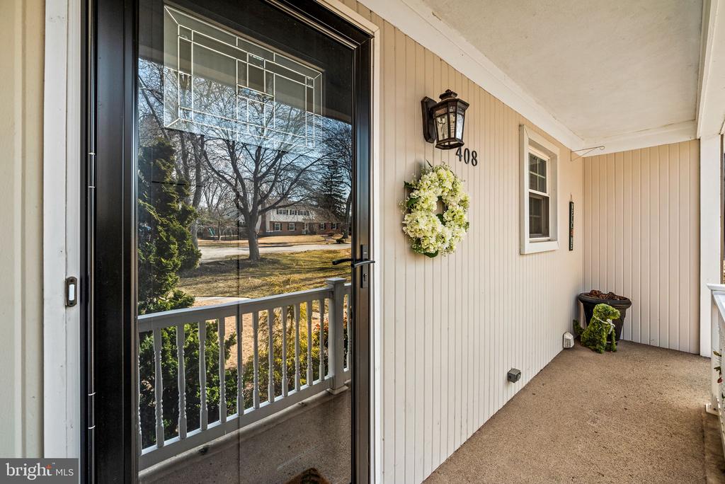 408 SCOTT LANE