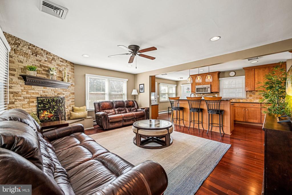 408 SCOTT LANE