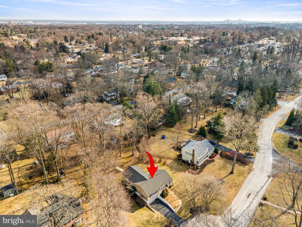 408 SCOTT LANE