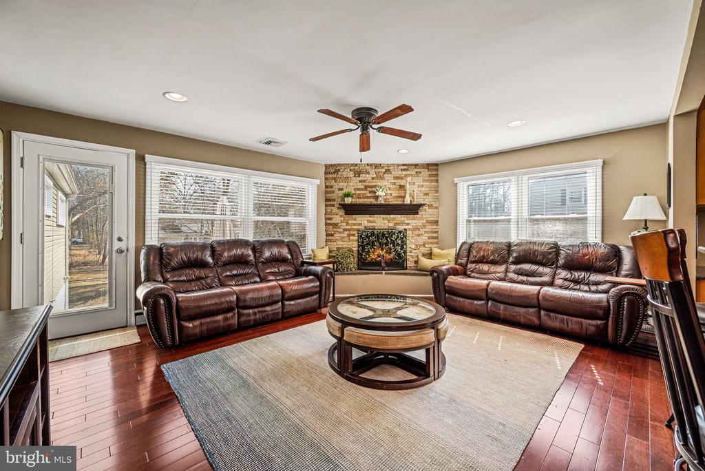 408 SCOTT LANE