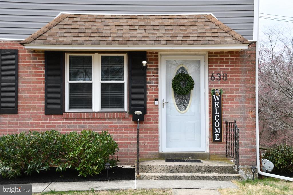 638 MAPLEWOOD ROAD