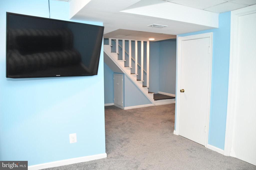 638 MAPLEWOOD ROAD