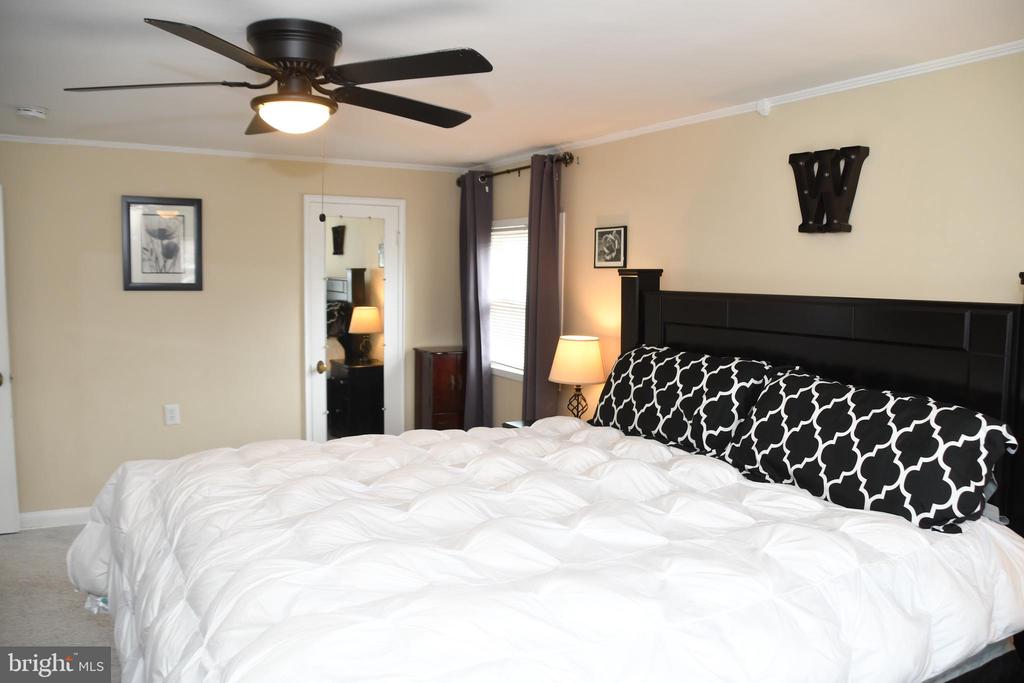 638 MAPLEWOOD ROAD