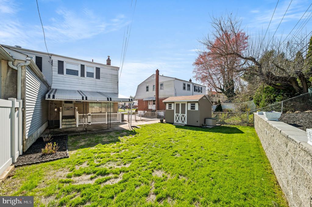 1565 PARKLANE ROAD