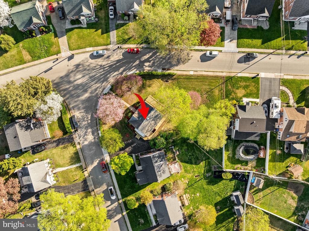 924 VILLAGE ROAD