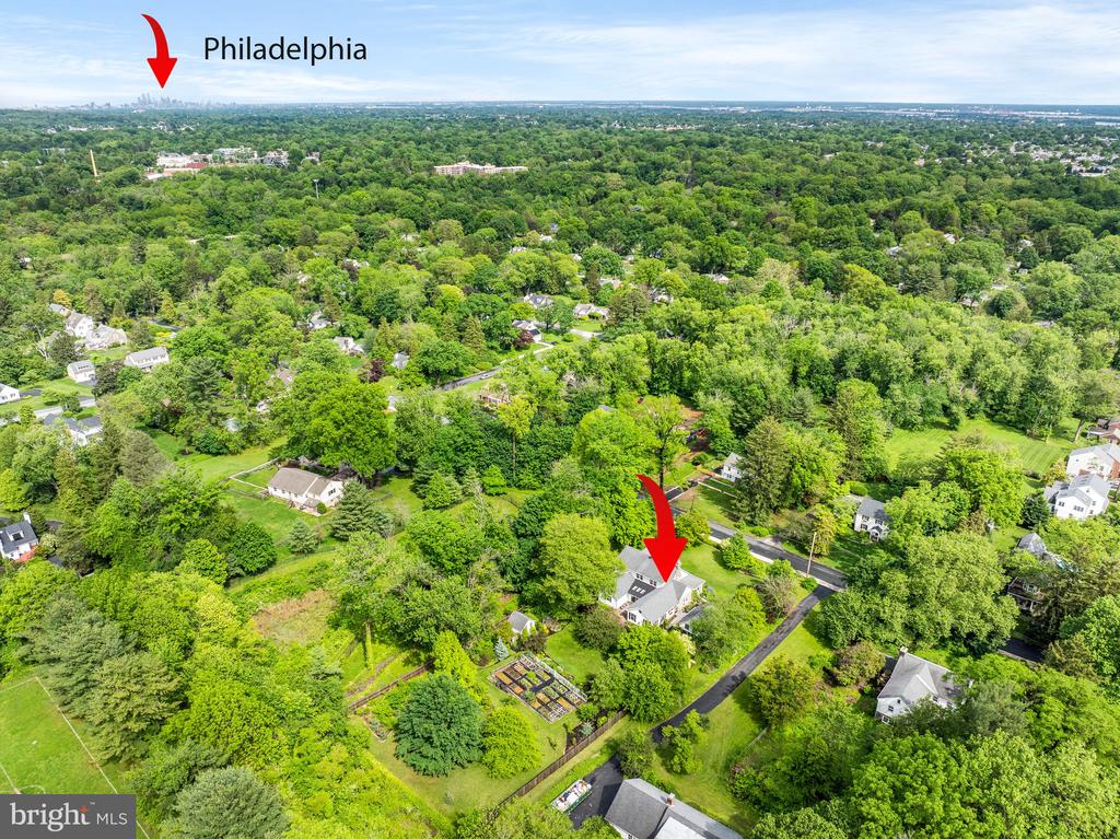215 COPPLES LANE