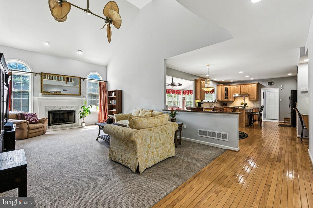 33 THOMAS SPEAKMAN DRIVE