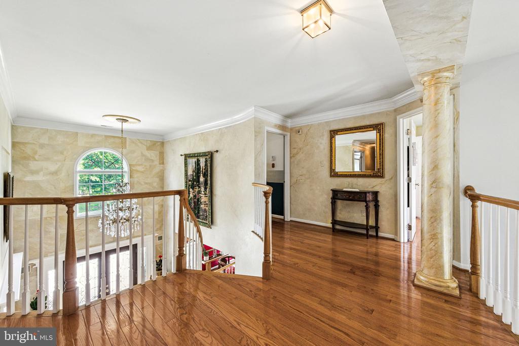 33 THOMAS SPEAKMAN DRIVE