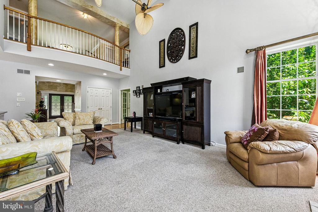 33 THOMAS SPEAKMAN DRIVE