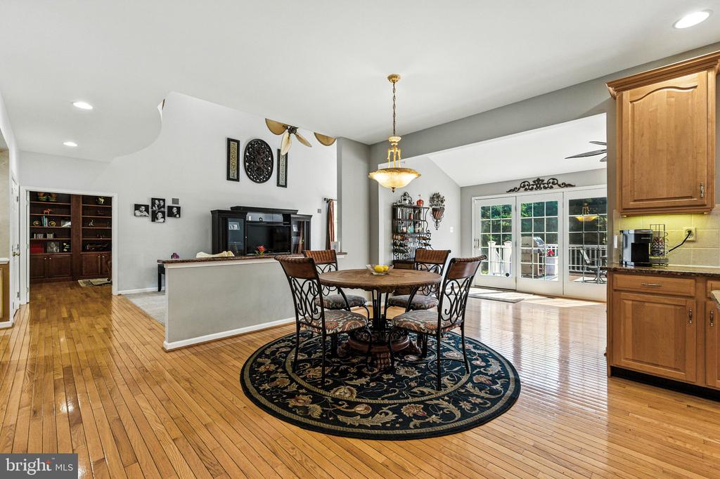 33 THOMAS SPEAKMAN DRIVE