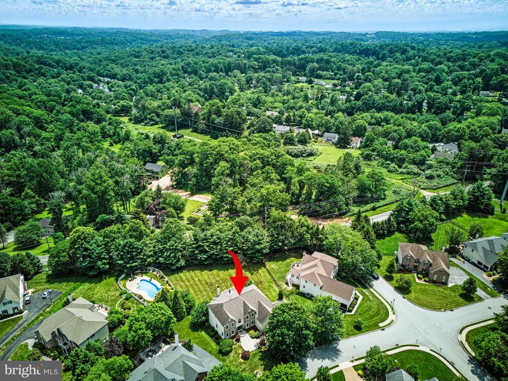 33 THOMAS SPEAKMAN DRIVE