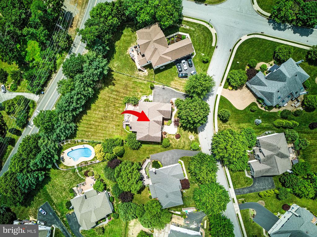 33 THOMAS SPEAKMAN DRIVE