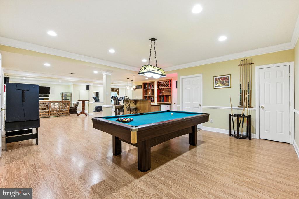 33 THOMAS SPEAKMAN DRIVE