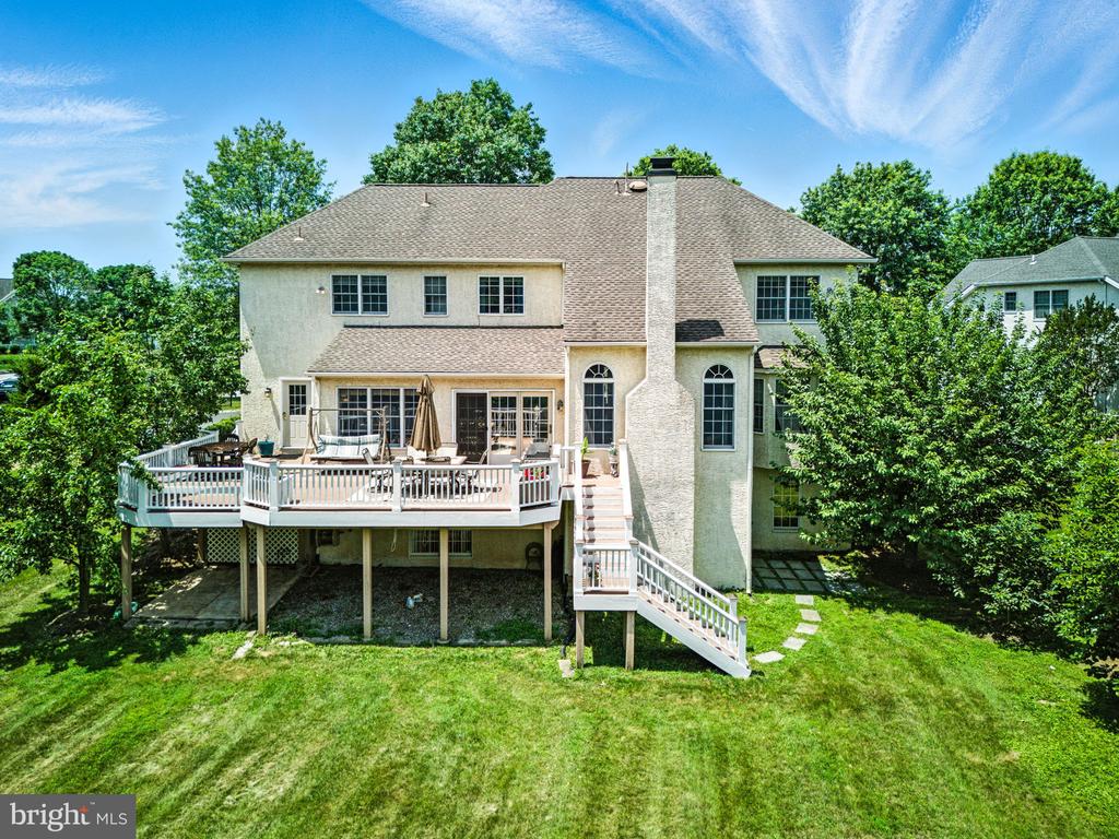 33 THOMAS SPEAKMAN DRIVE