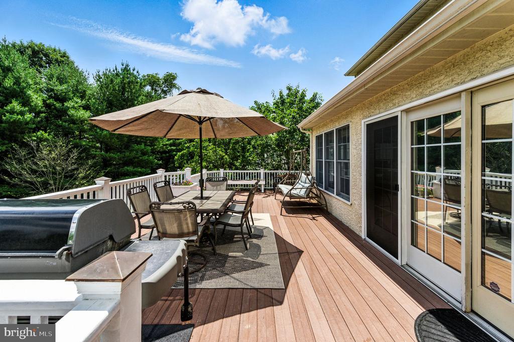 33 THOMAS SPEAKMAN DRIVE